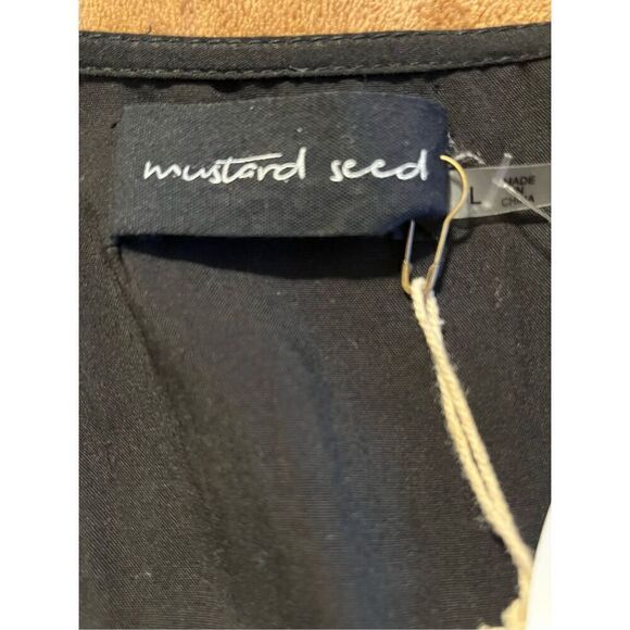 BRAND NEW - Mustard Seed by Buckle Women’s L Woven V-Neck Bodysuit - Picture 9 of 12